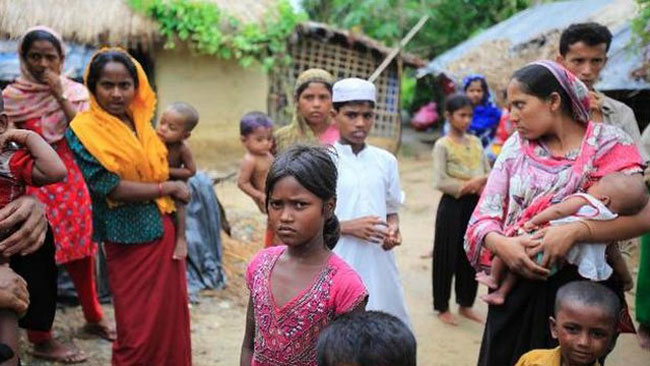 রোহিঙ্গাদের নিঃশেষ করে দিচ্ছে মিয়ানমার সেনাবাহিনী